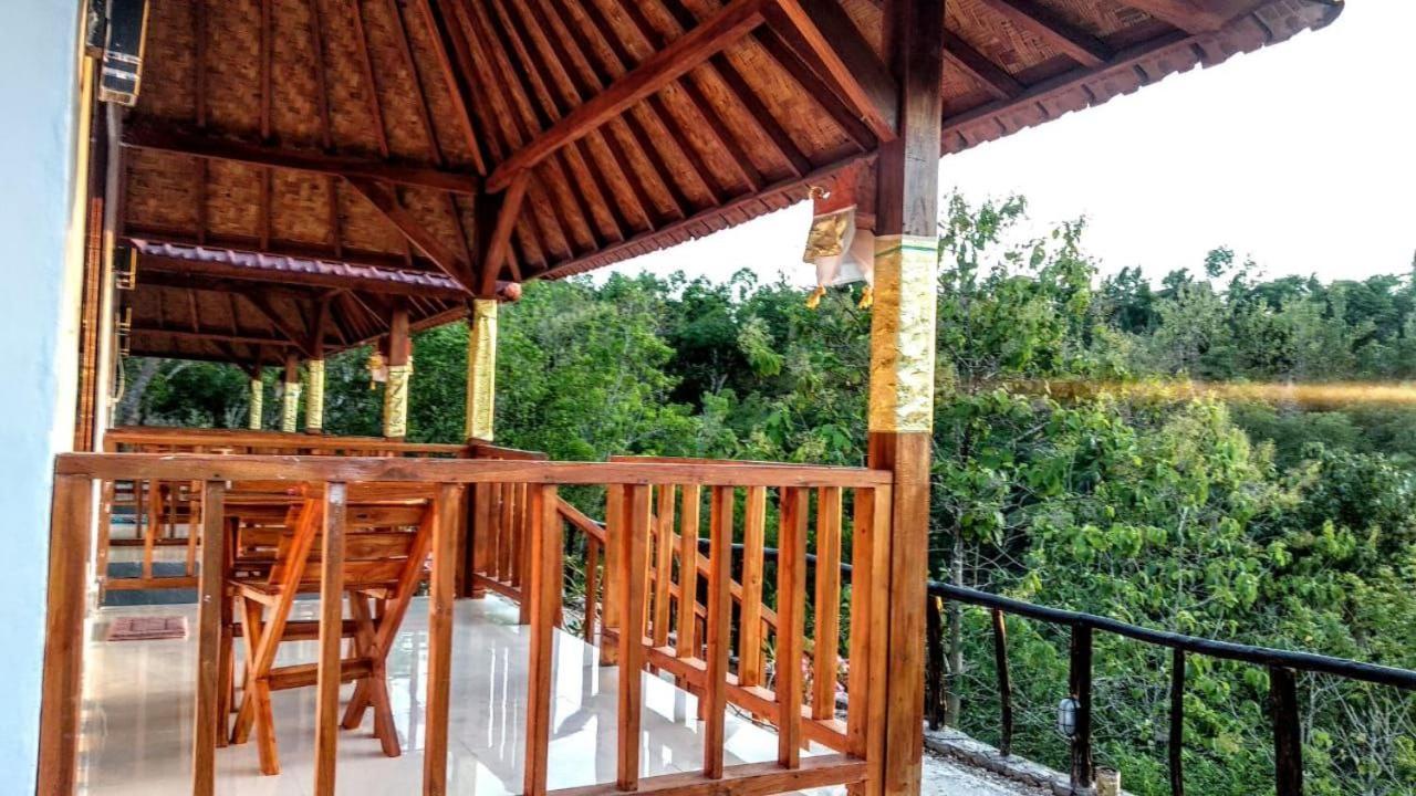 Vina Bungalow Toyapakeh Buitenkant foto