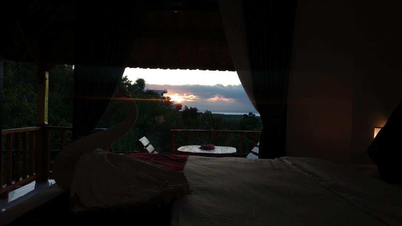Vina Bungalow Toyapakeh Buitenkant foto