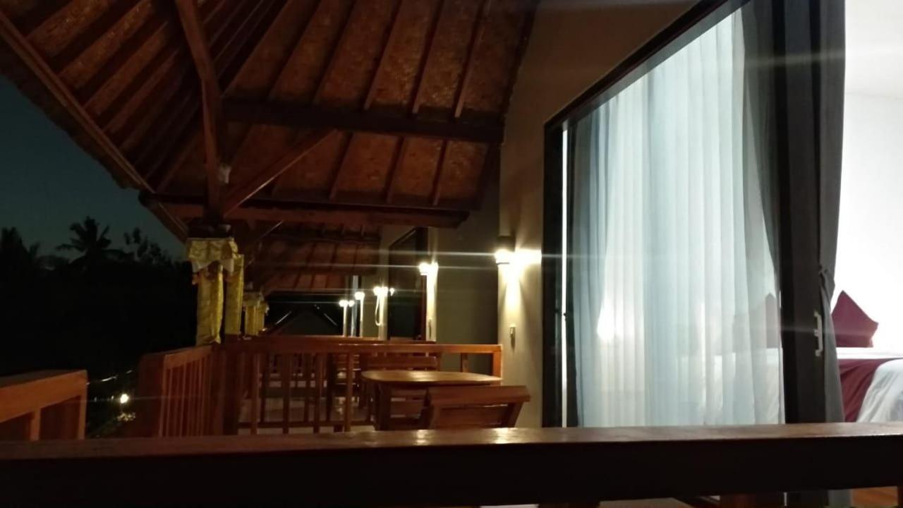 Vina Bungalow Toyapakeh Buitenkant foto