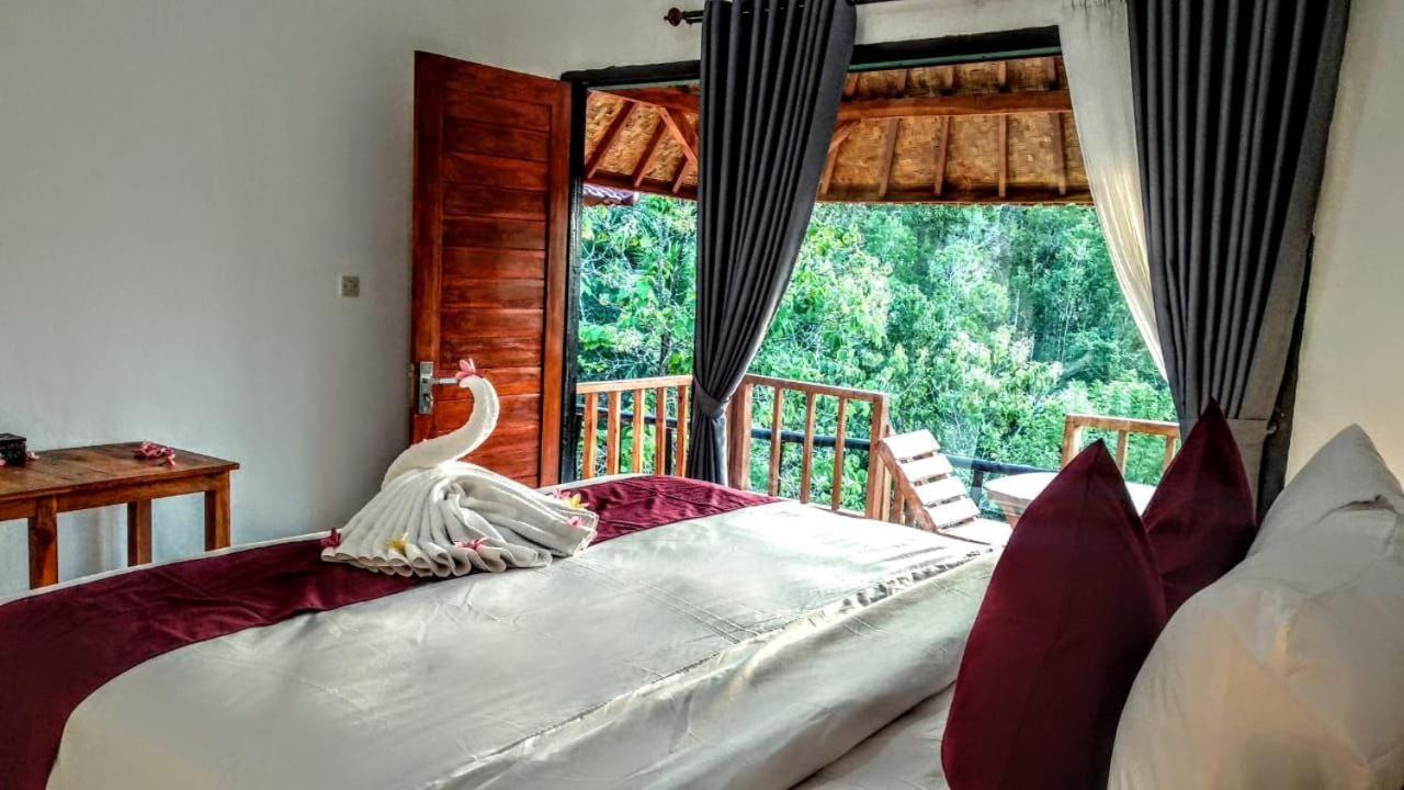 Vina Bungalow Toyapakeh Buitenkant foto